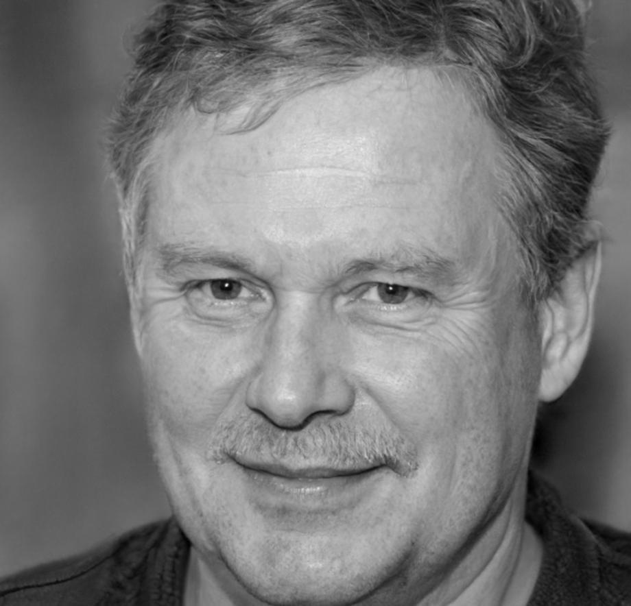Portrait of Kasper Lindholm